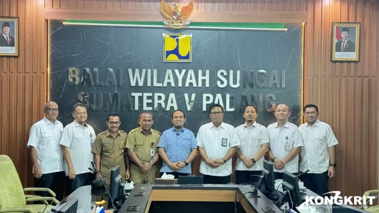 Ketua DPRD Muharlion Minta Pemko Perkuat Kolaborasi bersama BWS V Atasi Masalah Banjir Padang