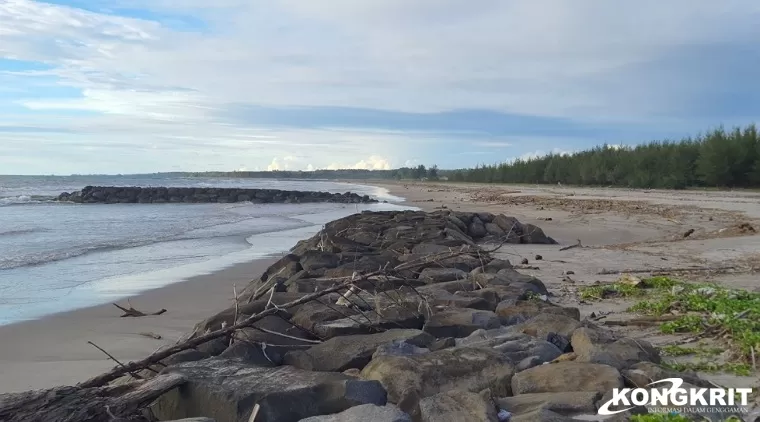 Kondisi Pantai Naras