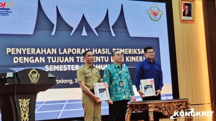 Pemkab Solok Terima LHP BPK RI Perwakilan Sumbar Terkait Pengembangan Wisata Danau Kembar