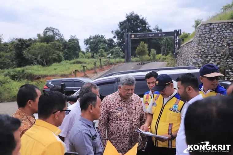 Wako Solok Dampingi Zigo Rolanda Anggota DPR-RI Komisi V Kunjungi Kota Solok