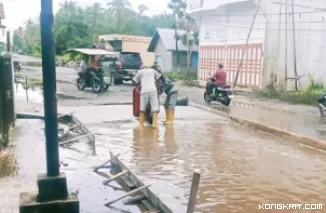 Koperasi Brother Perbaiki Jalan Rusak di Bagan Barat untuk Kenyamanan Masyarakat