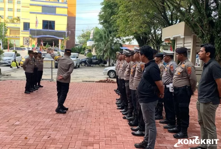 Polresta Balikpapan Siagakan Satu Pleton Personel untuk Pengamanan Rapat Paripurna Hari Jadi ke-128 Kota Balikpapan