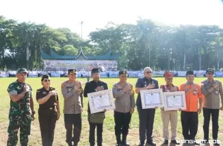 Kapolda Sumbar Berikan Penghargaan Kepada Tim Klewang Polresta Padang atas Pengungkapan Kasus Tawuran dan Balap Liar