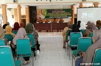 TMMD ke 123 Kodim 0807 Tulungagung gelar sosialisasi makanan sehat dan bergizi untuk ibu dan anak di Balai Desa/Kecamatan Sendang