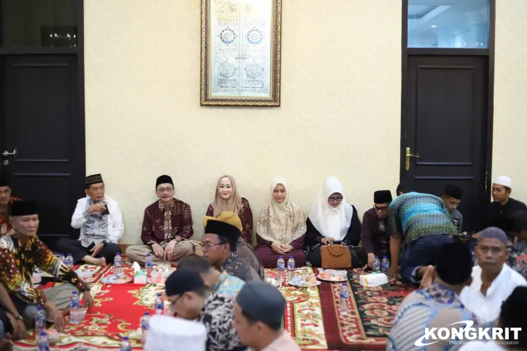 Bupati Pesisir Selatan Gelar Buka Puasa Bersama Tim Pemenangan, Apresiasi Kerja Keras dalam Pilkada 2024