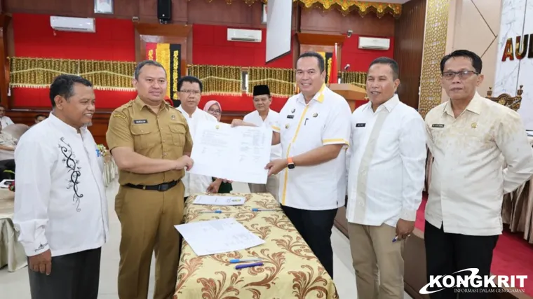 Pemko Pariaman Tandatangani Perjanjian Kinerja dengan OPD, Wali Kota Tekankan Pentingnya Evaluasi dan Komitmen Bersama