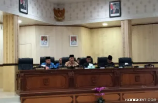 Bupati Agam Benni Warlis Sampaikan LKPJ Tahun 2024 di Hadapan Anggota DPRD Agam