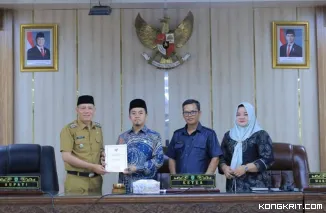 Bupati Sabar AS Sampaikan LKPJ Tahun 2024 pada Rapat Paripurna di Gedung DPRD Kabupaten Pasaman