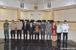 DPRD Agam Dengarkan Pidato Perdana Bupati Beni Warlis