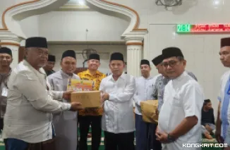 Hari Kedua Kunjungan Safari Ramadhan, Bupati Padang Pariaman Pimpin Shalat Isya dan Ajak Masyarakat Bersama Bangun Daerah