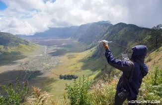 Larangan Penerbangan Drone di Taman Nasional Bromo Tengger Semeru, TNBTS Berikan Klarifikasi