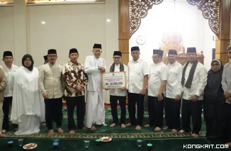 Tim Safari Ramadhan Provinsi Sumbar Serahkan Bantuan untuk Pembangunan Masjid Al Muttaqin di Payakumbuh