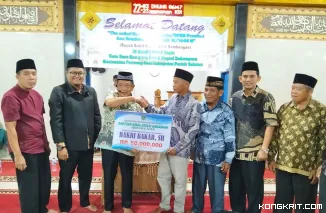 TSR Sumbar dan Anggota DPRD Bakri Bakar Laksanakan Safari Ramadan di Pesisir Selatan