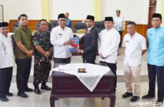 Wakil Wali Kota Pariaman Sampaikan LKPJ kepada DPRD Kota Pariaman