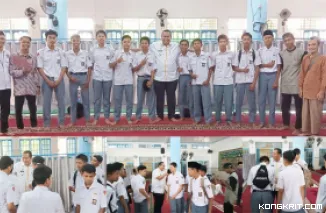 Wali Kota Pariaman Berkunjung ke Pesantren Ramadhan di Masjid Raya Jati, Ajak Pelajar Tingkatkan Karakter Islami