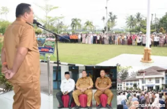 Wali Kota Pariaman Pimpin Apel Gabungan ASN Pertama Pasca Dilantik