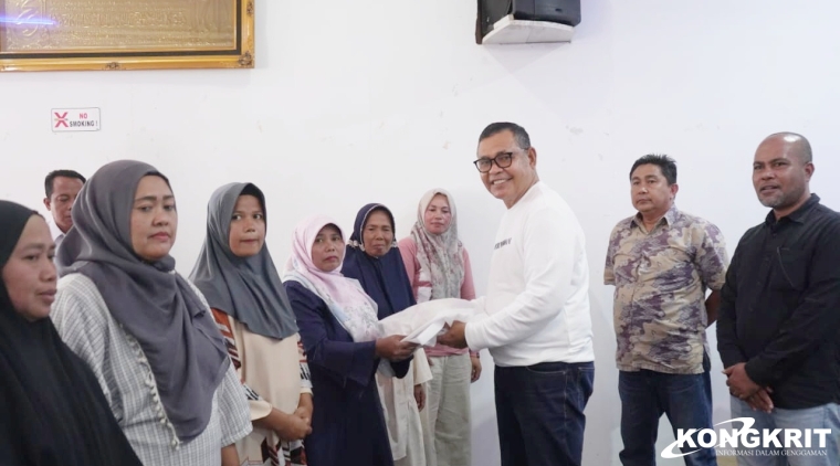 Dukungan Penuh Pemerintah, 10.000 Paket Sembako untuk Mengatasi Kesulitan Ekonomi di Nagari Surian Kabupaten Solok.