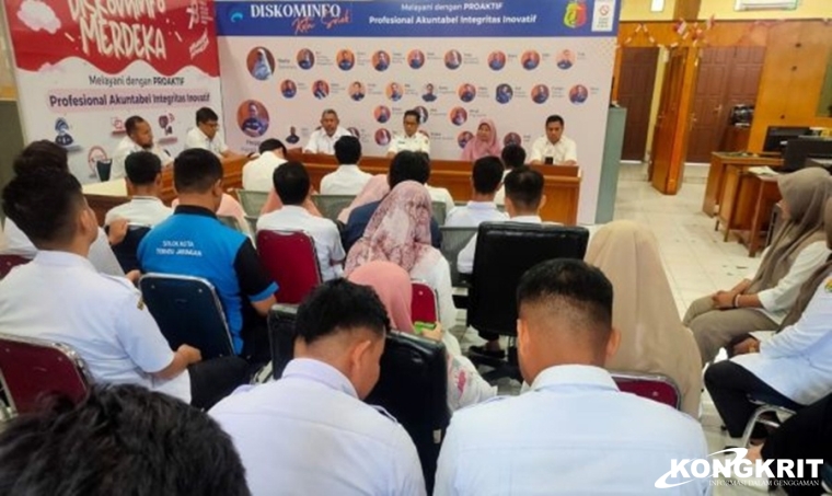 Acara Lepas Sambut Sekretaris Dinas Kominfo Kota Solok (Rabu, 3 Januari 2024).