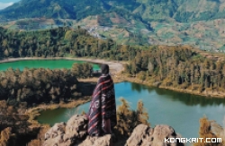 5 Rekomendasi Wisata Memukau di Dataran Tinggi Dieng, Mulai dari Sunrise Keemasan Hingga Telaga yang Bisa Berubah Warna. (Foto : Dok. Istimewa)