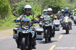 Kapolres Tulungagung AKBP Teuku Arsya Khadafi saat memimpin patroli di kawasan JLS