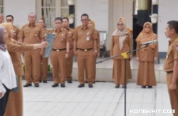 Pimpin Apel di Balaikota Lama, Ekos Albar Soroti Peran OPD Kota Padang