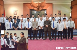 Pengurus JAMPPII wilayah Tulungagung terlantik saat foto bersama dengan perwakilan Forkopimda dan Forpimca Insert : ketua umum JAMPPII RI, Dr. Raden Ali Sodik saat melantik