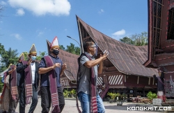 Tari Tortor, Wujud Ekspresi Suku Batak yang Mampu Menggoda Dunia Roh. (Foto : Dok. Istimewa)