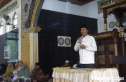 Wakil Bupati Riswanto Saat Menghadiri Pengajian Rutin Wirid Yasin di Masjid Nurul Huda Tampuniak Padang Rajo, Pasaman Barat (Selasa, 9 Januari 2024).