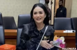 Anggota DPR RI Kris Dayanti.