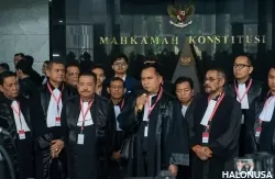 Tim Hukum Prabowo-Gibran memberikan keterangan setelah sidang di MK (Foto: Instagram Yusrilihzamhd)