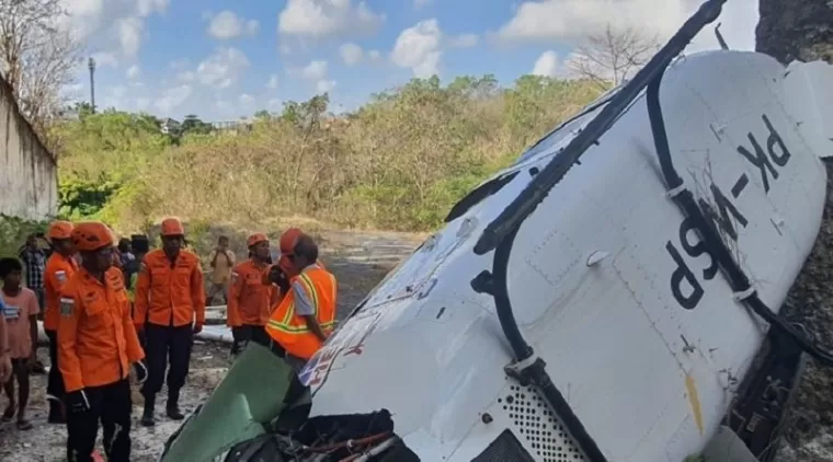 Helikopter jatuh di Bali (Foto: Basarnas Denpasar)