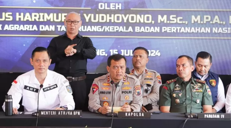 Kapolda Jateng konferensi pers bersama Menteri ATR/BPN