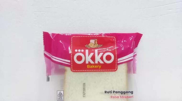 Salah satu produk Roti Okko yang dijual di pasaran saat ini