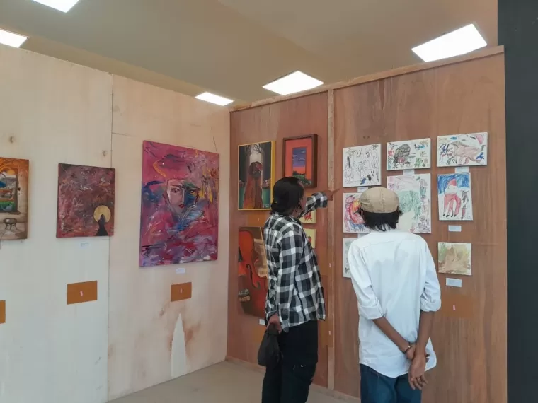 Pameran Lukisan di Gedung Bagindo Aziz Chan Youth Center Padang