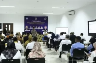 Acara peresmian Sekolah Keterbukaan Informasi Pertama di Indonesia. (Foto: Humas UNP)