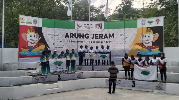 Putri Padang Panjang Sumbang Medali Perunggu PON XXI Bersama Tim Arung Jeram Sumbar