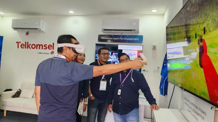 Telkomsel Hadirkan Showcase 5G di PON XXI Aceh-Sumut 2024