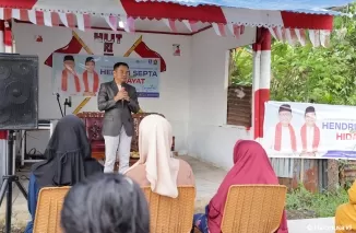 Silaturahmi dengan Warga Dadok Tunggul Hitam, Hidayat Paparkan Program Unggulan