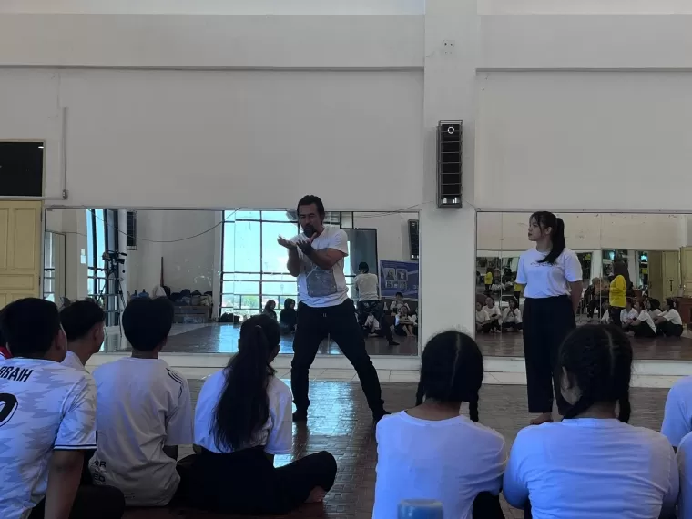 IPS dan Prodi Tari UNP Kolaborasikan Total Body Performance Method bagi Mahasiswa Seni