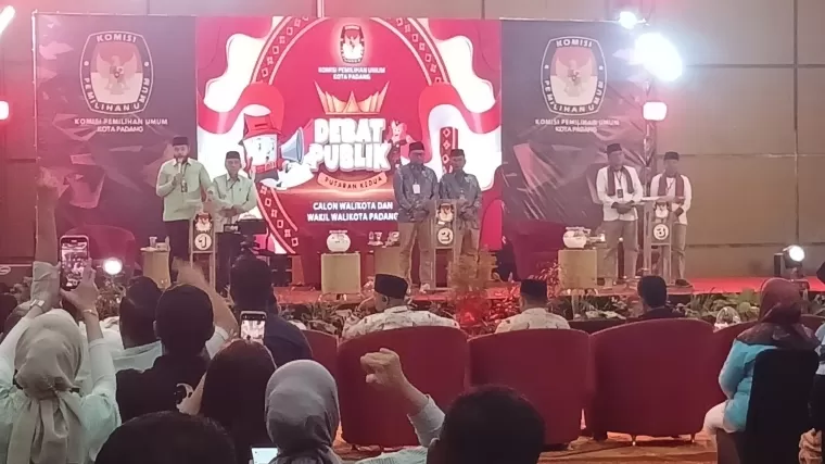 KPU Padang Gelar Debat Kedua, Paslon Adu Gagasan