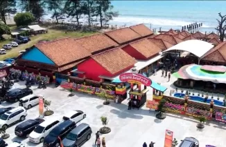 Kemeriahan 1st Anniversary Istana Seafood Putra Minang: Perayaan Penuh Warna dengan Bazar UMKM