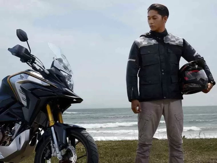 Honda Hayati Bagikan 5 Tips Memilih Jaket Yang Tepat Untuk Berkendara Sepeda Motor