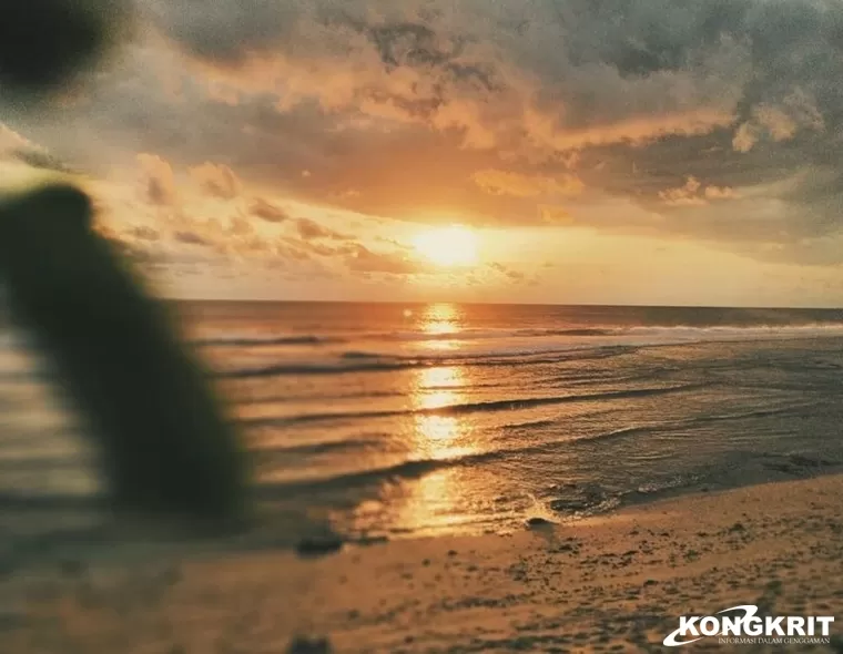 5 Wisata Pantai di Gunung Kidul Jogjakarta dengan Panorama Sunrise yang Bikin Pagimu Makin Cerah! (Foto: Dok.Istimewa)