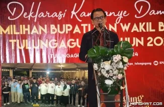 Pj Bupati Tulungagung saat menyampaikan sambutan di acara Deklarasi Kampanye Damai Pilbup - Wabup Tulungagung di hotel Crown