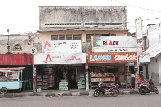 Rumah Bagindo Ahmadin (Toko Lamun Ombak) di Kota Pariaman.