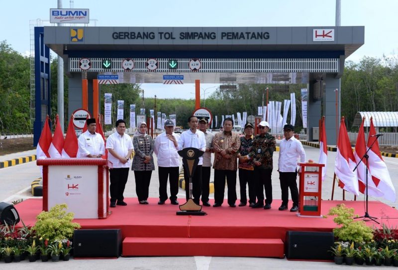 Presiden Jokowi Resmikan Ruas Tol Trans-Sumatera di Lampung