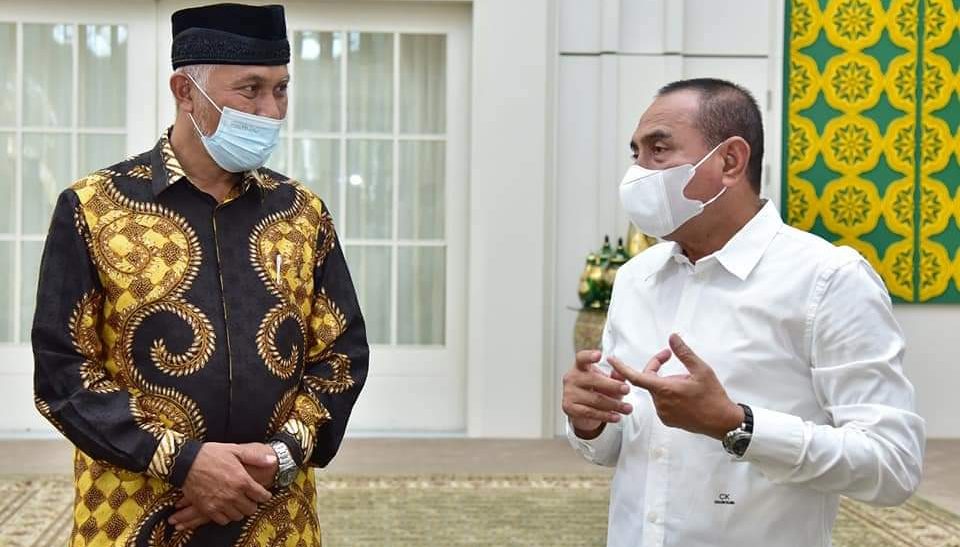 Gubernur Sumatera Utara (Gubsu) Edy Rahmayadi berbincang bahas pangan bersama Wali Kota Padang, Mahyeldi di Kota Medan. | Int/Halonusa