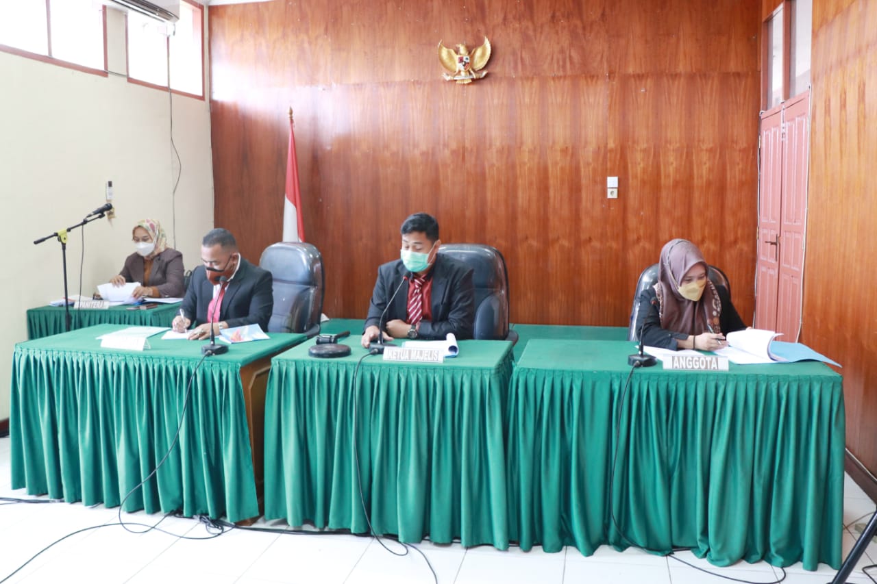 Sidang gugatan keterbukaan informasi terhadpa BUMN dan BUMD Sumbar di KI Sumbar. (Foto: Dok. PPID KI Sumbar)