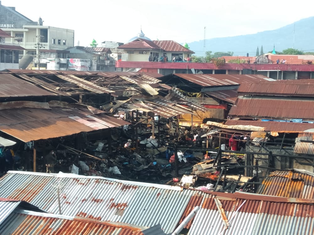 Bangunan Pasar Bawah Bukittinggi pasca kebakaran hebat. (Foto: Dok. Polres Bukittinggi)