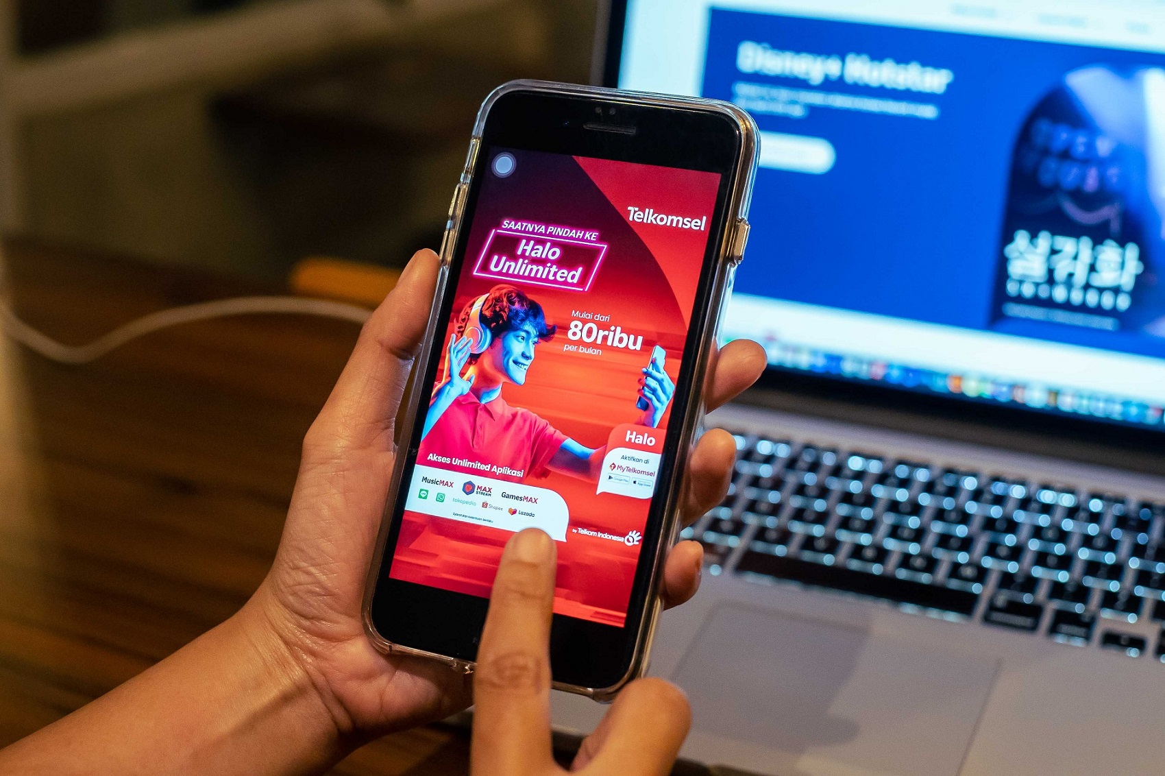 Telkomsel menghadirkan Paket Halo Unlimited yang memberikan kuota data unlimited hingga 150 GB dengan harga mulai dari Rp80 ribu per bulan. Informasi lebih lengkap mengenai Paket Halo Unlimited dapat diakses melalui tsel.me/daftarhalo. (Telkomsel/Tanharim